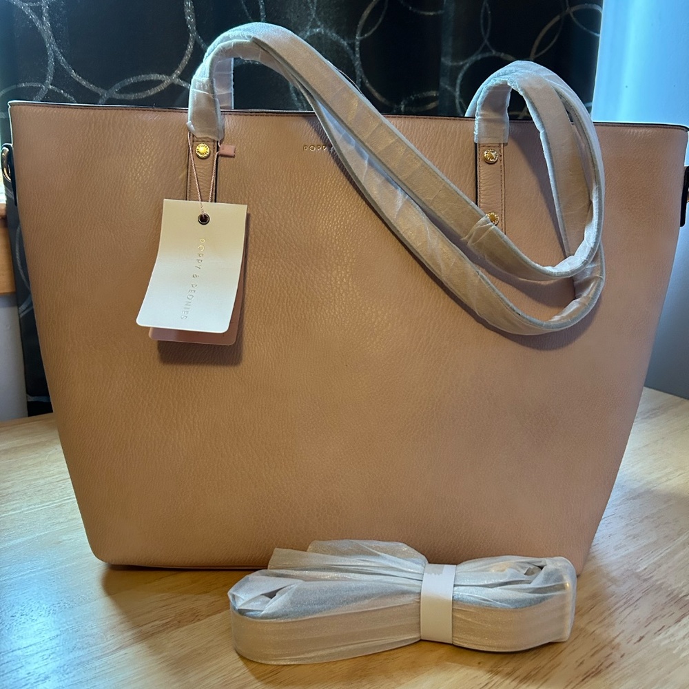 NWT Poppy & Peonies Go-Getter Tote - Blush